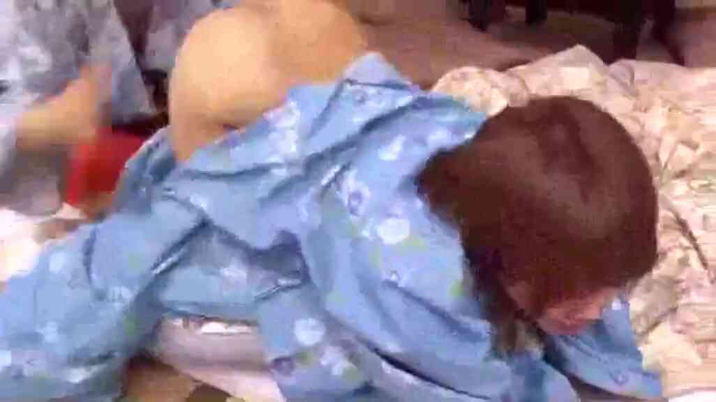 ช่วยด้วยค่ะหนูโดน ล็อก อยู่ในห้อง