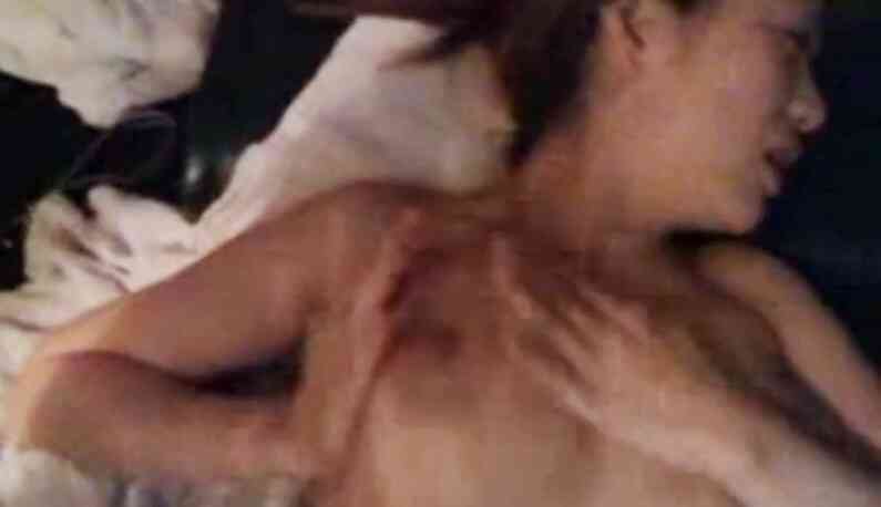 G CUP情侶性愛影片流出!!傲人身材震震震!!