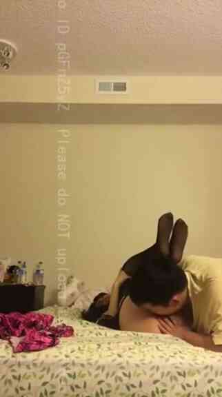 黑絲學生妹與猥瑣男啪啪啪 呻吟太銷魂惹!