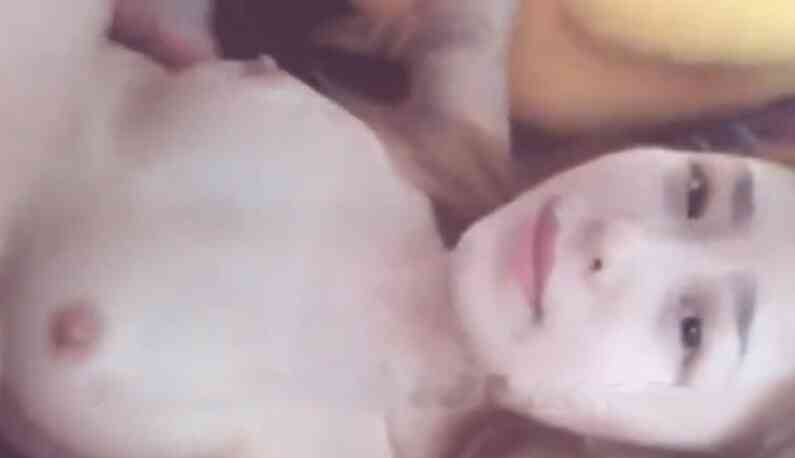 又不小心流出?正妹與男友啪啪啪叫聲太銷魂!網友一看再看:如果現在單身請私我
