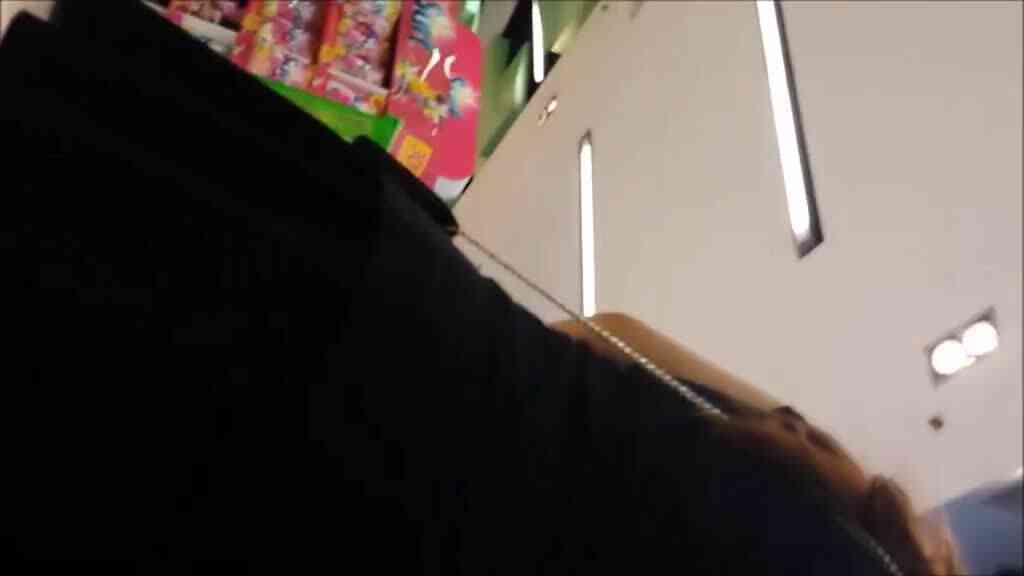 真‧偷拍神人!!在外國的超市也有專業的偷拍大師 5部合一