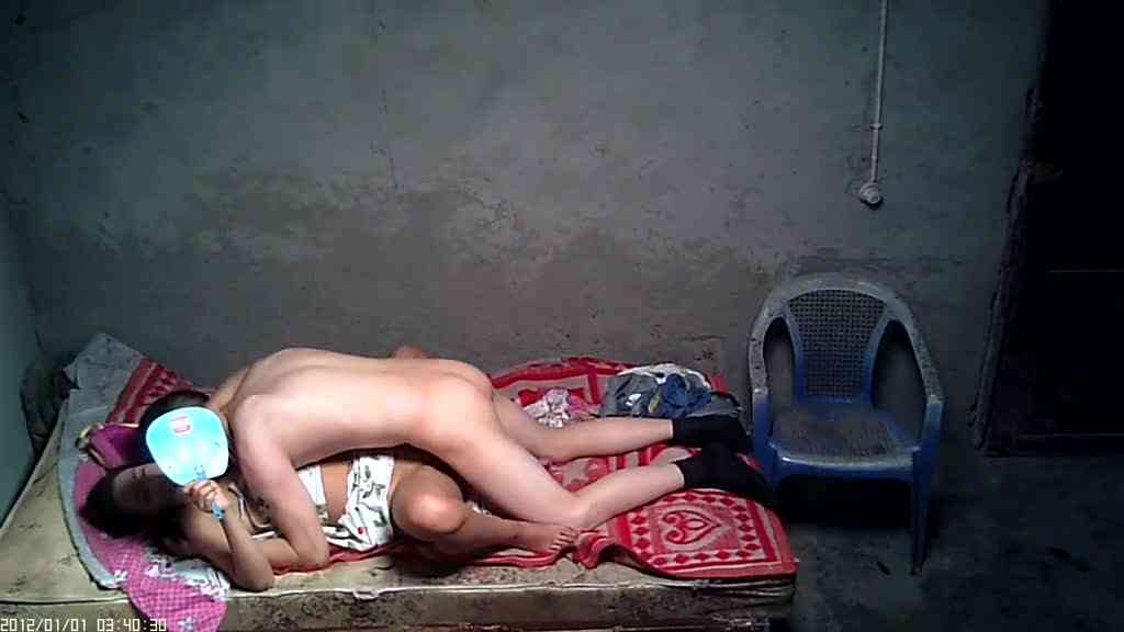 天氣熱嫖妓偷拍,小姐盡還主動問說要不要帶套