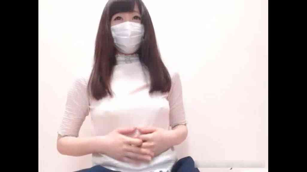日本知名網站付費直播 清純妹子與正妹好友一同秀給你看!