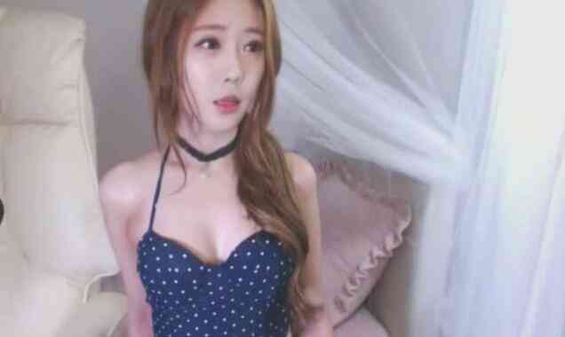 [Korea] 有臉有身材 視訊美女最新側錄流出 保證硬到不像話