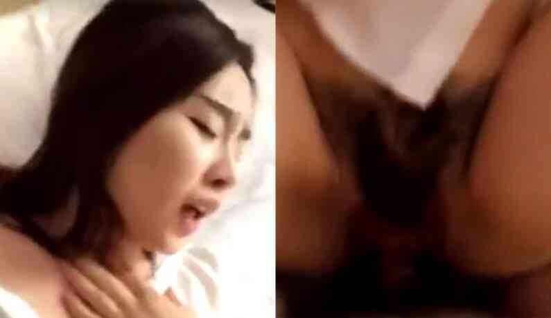 知名歌唱比賽冠軍女歌手不雅影片流出!三角地帶任人品嘗:一臉投入等待他的進攻