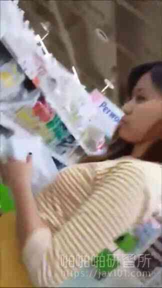 馬國也有神人  專門挖掘裙底的真相 1