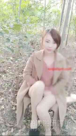 สาวชอบทำที่ป่า ขอใครมาเย็ด