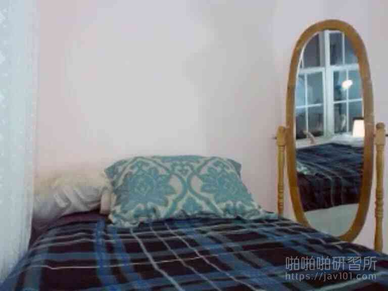 [歐美狂視訊!]性觀念開放 主播都是無毛鮑動作激烈各種浪 389