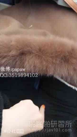 สวยแบบหนู ชอบเย็ดเอ้าดอร์โชว์  ค่ะ2