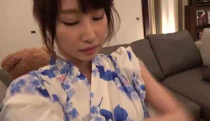 [日本] 史上最強流出!!蚊香社極品女神彩美旬果無碼美鮑一覽無遺!! (3)