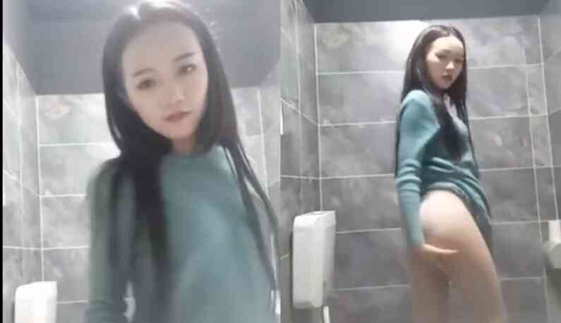 我的逼好看嗎?正妹去洗頭洗到一半「開逼大秀」尿給大家看!逼逼毛又長又黑
