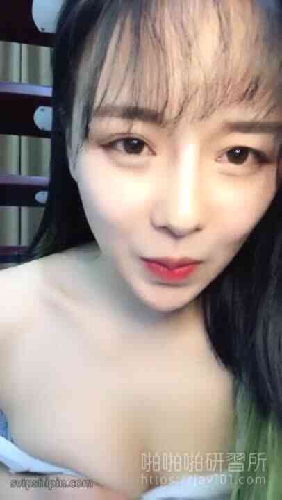 我下面都是水...DW溫軟少女白嫩的酥胸好想被揉捏...等待大鵰俠的情慾解鎖:塞滿我7