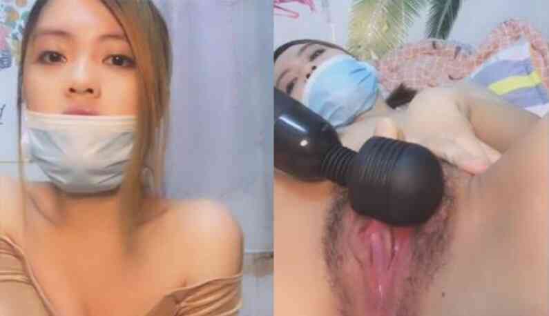 騷逼浪叫:「哥哥們想看屁屁還是逼逼❤」