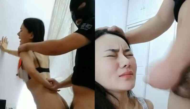 一覺睡到自然醒過來~穿的太性感被外賣哥給性侵犯~「叫破喉嚨~沒有人會來就你的」