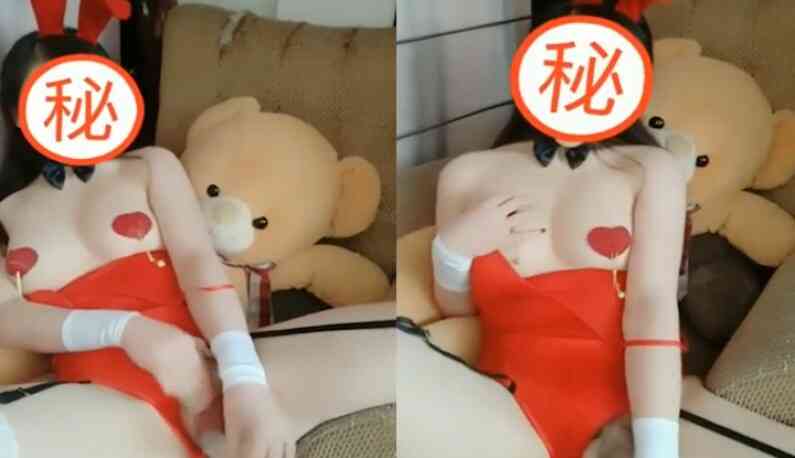 เน็ตไอดอลจีนเกี่ยวเล่นหี
