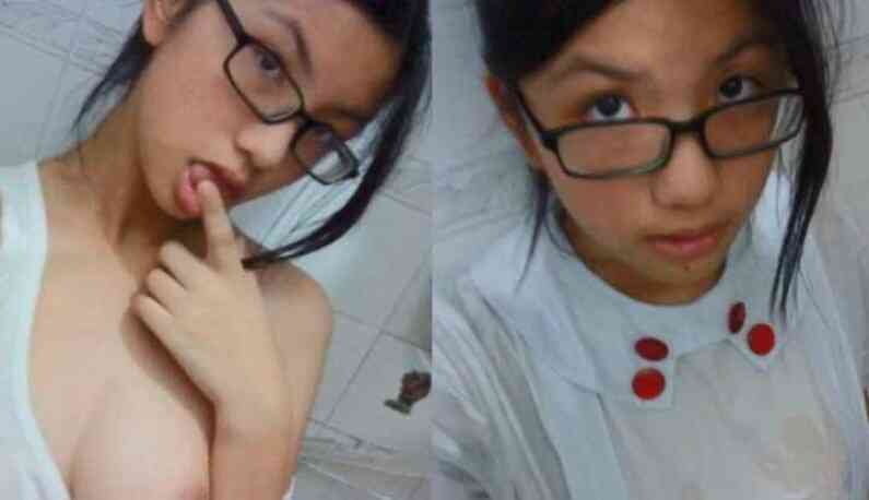 [香港] 聖嘉勒女書院眼鏡妹自拍流出!!正值青春年華的妹妹拍給男友看~