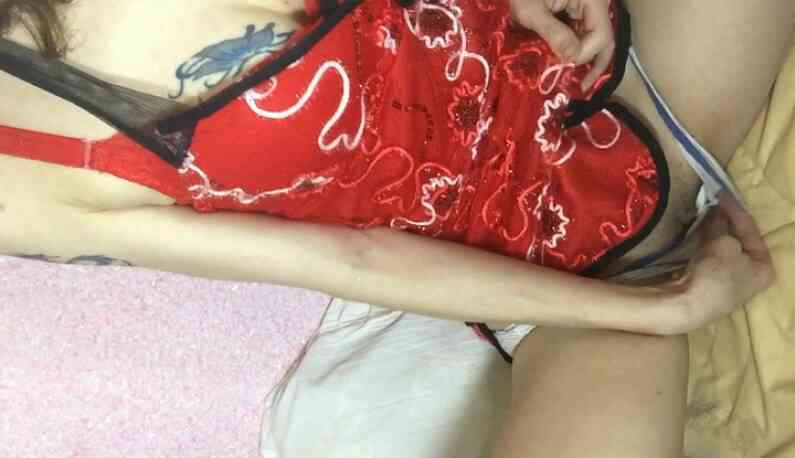 情趣旗袍妹下午好無聊~自己玩穴穴~