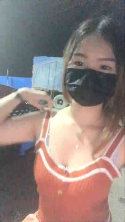 แว่นดำ โดนเย็ดเหมือนหมา