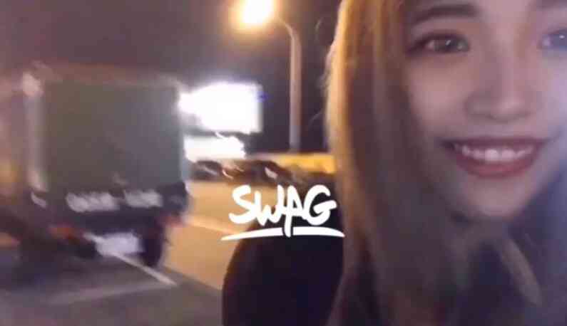 [台灣] SWAG Ginanana剛下班就想要 直接在路邊攔了一台車直接在車上自摸一整晚 竟然還被司機發現