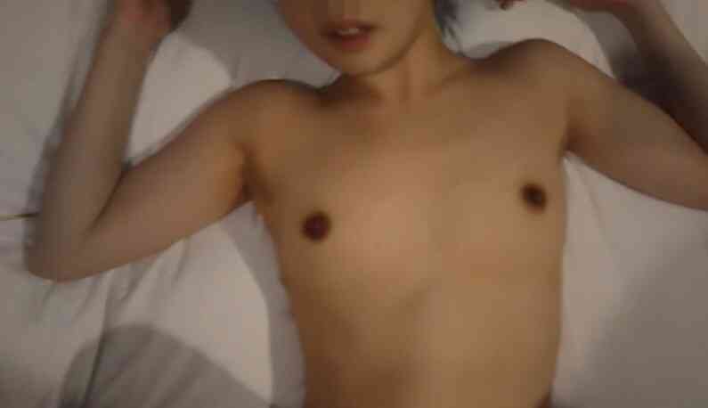 น้องสาวผมสั้นทาสน้ำกามพี่ชาย